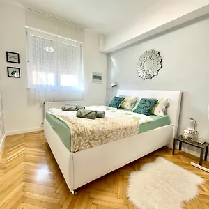  Apartment Mint Pearl 3 2 Bathrooms At Kalvin Square