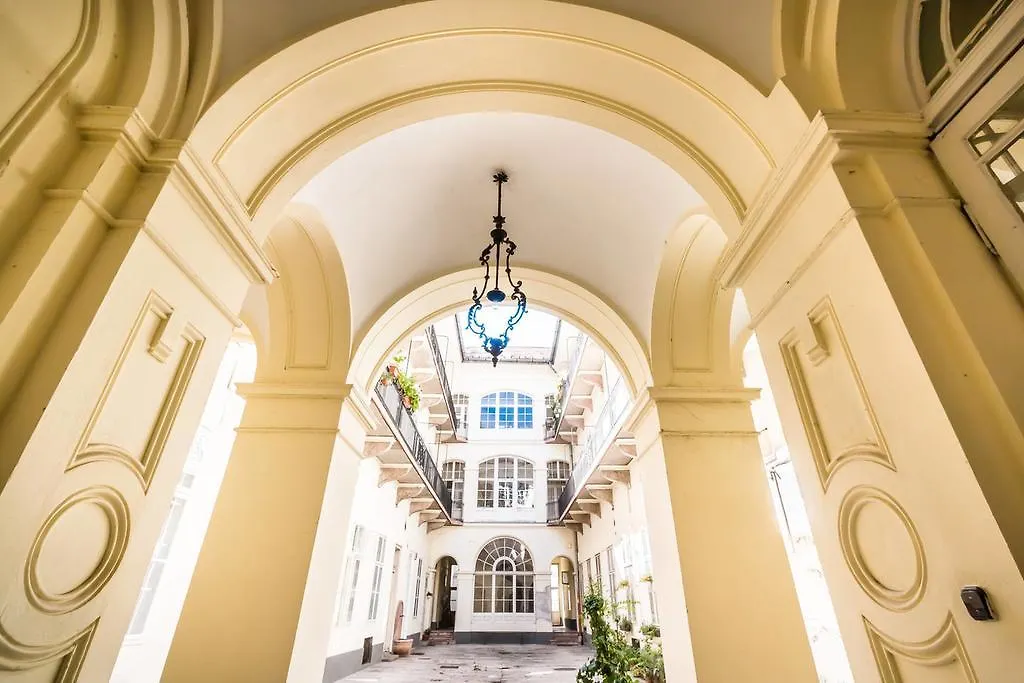 Mickey'S Chain Bridge Apartments Budapest